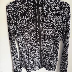 Lululemon Black and Grey Nulu Hoodie